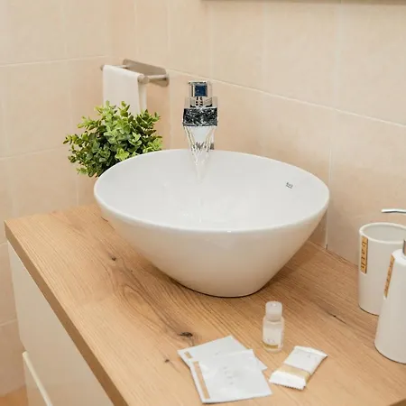 Hinode - Centro * فيستَ